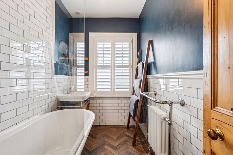 Bathroom - click for photo gallery